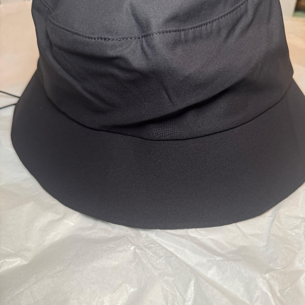 NWOT Arc'teryx Sinsola Bucket Hat Black  Light Breathable Sun Hat Small/M Unisex - Picture 11 of 14